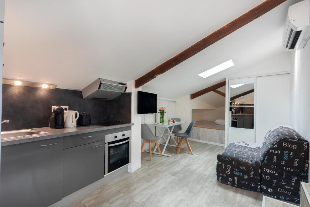 Apartament Les Lions *